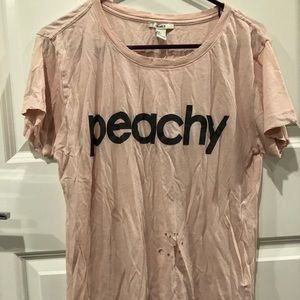 Peachy distressed graphic T-shirt